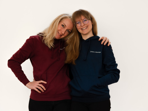 The Smile Hoodie Navy